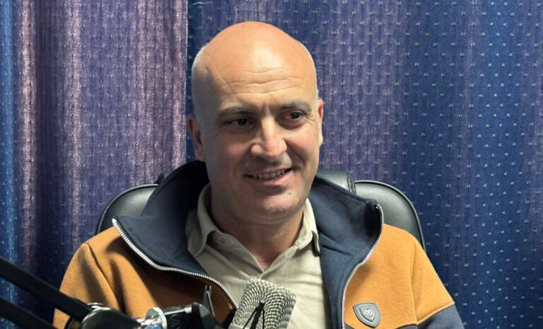 agim-mila-radio-bar-studio-2